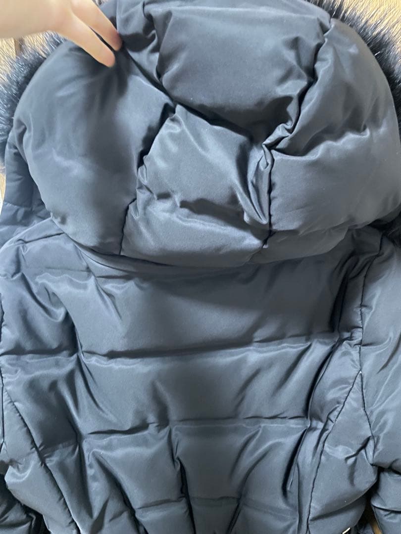 ZARA ザラ セミロング丈フード付きダウンジャケット