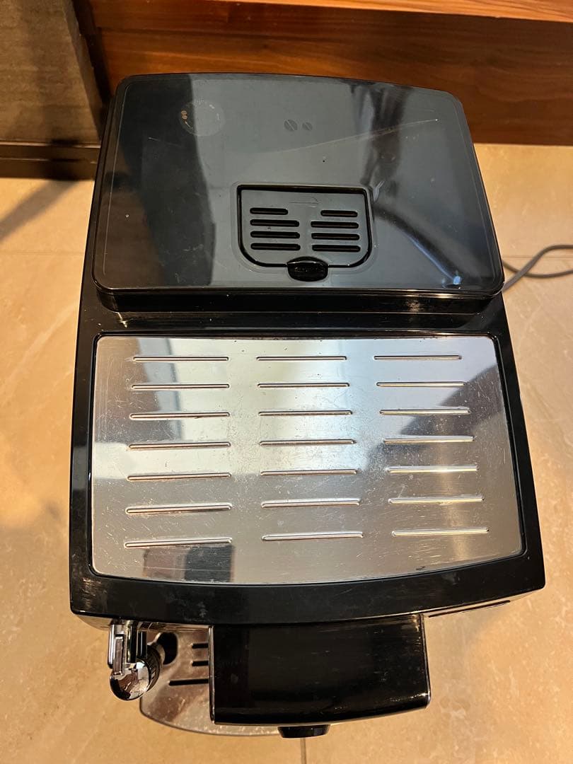 デロンギ マグニフ イカS 全自動 エスプレッソマシン