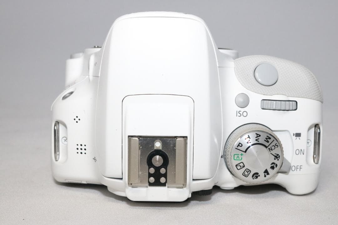 ⭐希少カラーホワイト⭐初心者様おすすめ⭐スマホ転送⭐Canon kiss X7