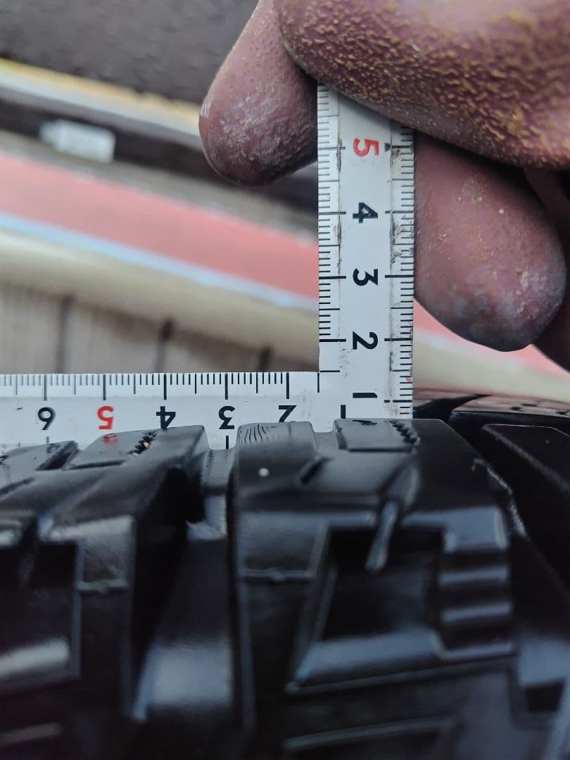 美品 アルミ 16インチ ヨコハマ ジオランダー AT 215 65 16