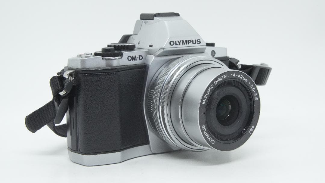 【A2278】 OLYMPUS E-M5 / 14-42 3.5-5.6