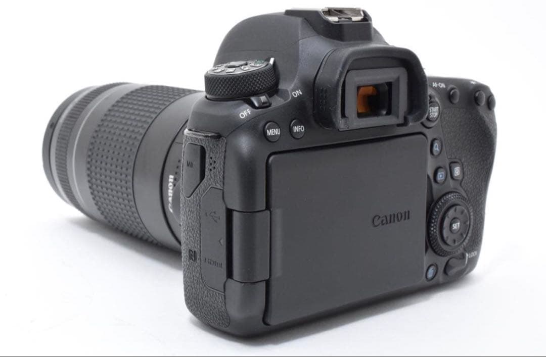 デジタルカメラ Canon EOS 6D Mark II / Canon EF75-300mm