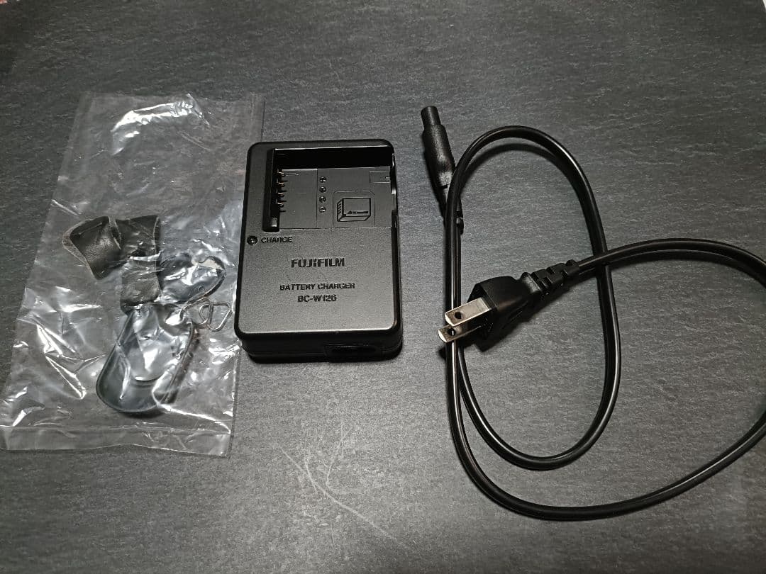 FUJIFILM X-T2 ボディ 外箱なし