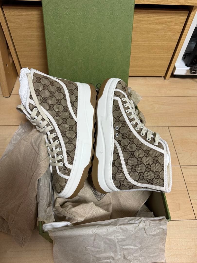 GUCCI ロゴパターン スニーカーメンズ8サイズ新品