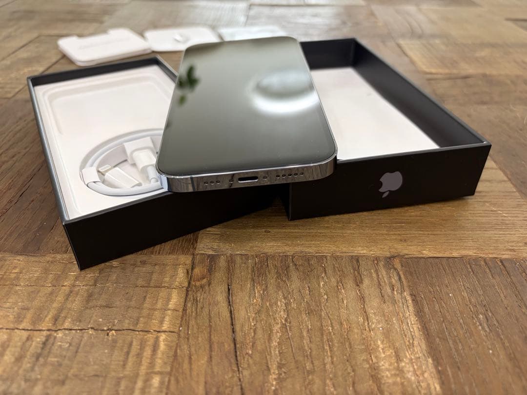 Apple iPhone 13 Pro 512GB　シエラブルー 90％