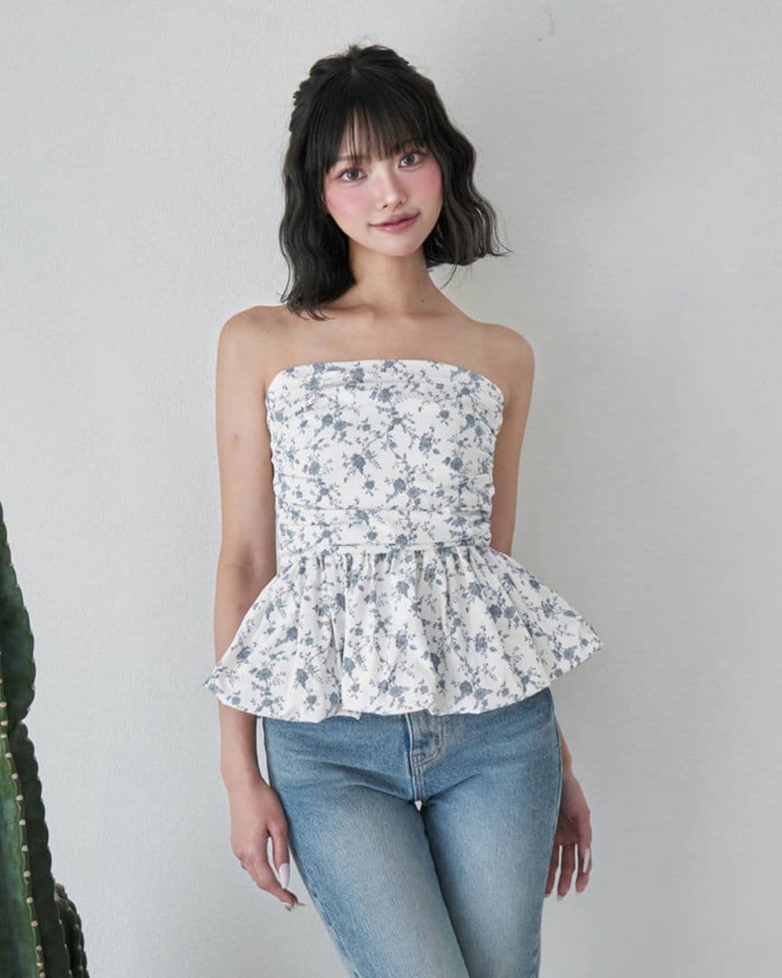 ダーリッチ フラワーバルーンベアトップ ホワイト