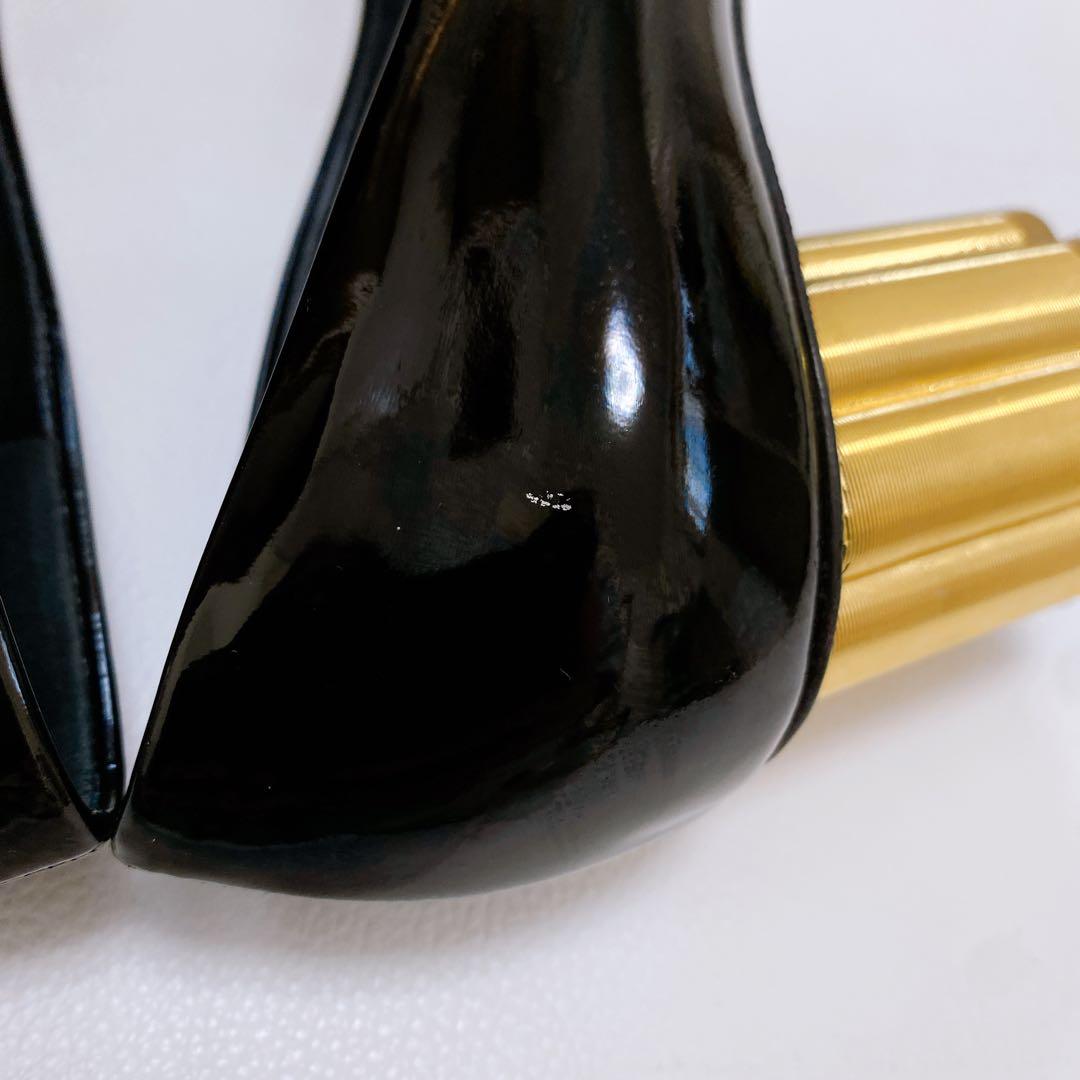 美品 フェラガモ　フラワーヒール エナメル ブラック 37.5