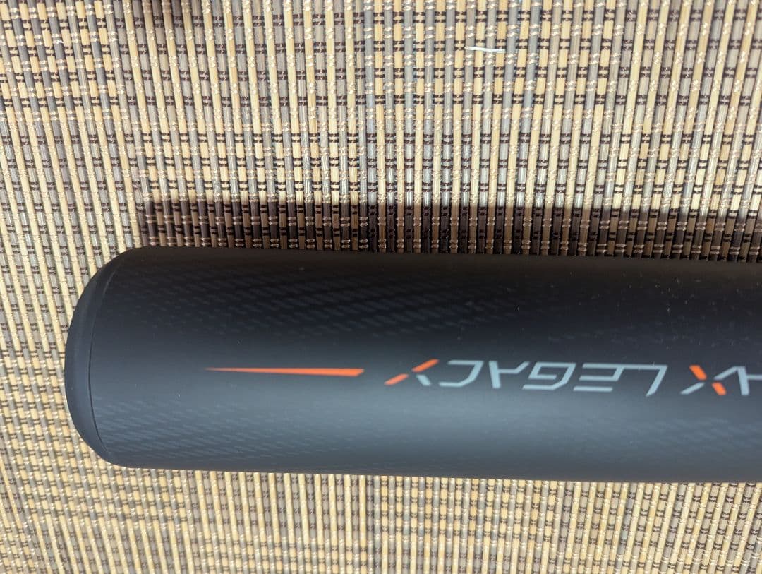 【お得！】新品・軟式用レガシー ミドル(84cm/730g)(バットケース付)