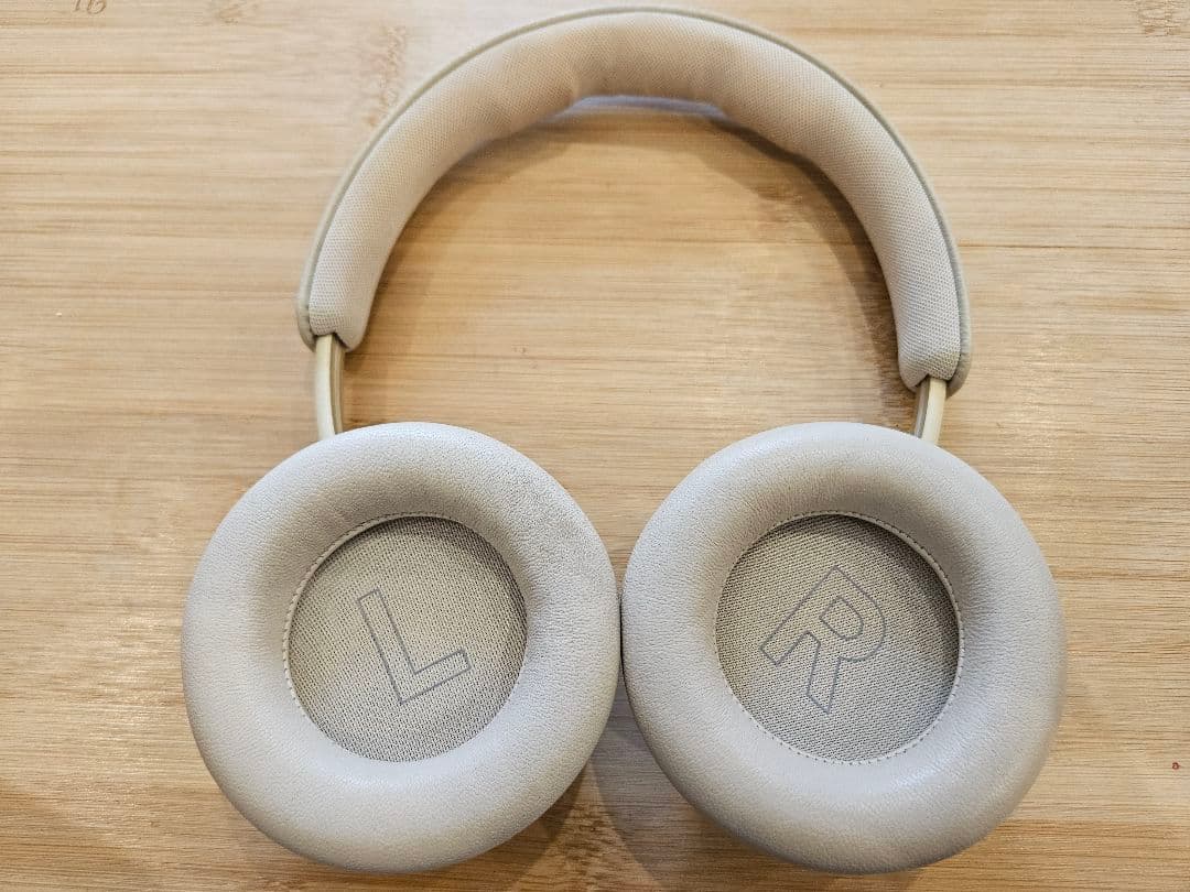Bang & Olufsen Beoplay HX ワイヤレスヘッドフォン