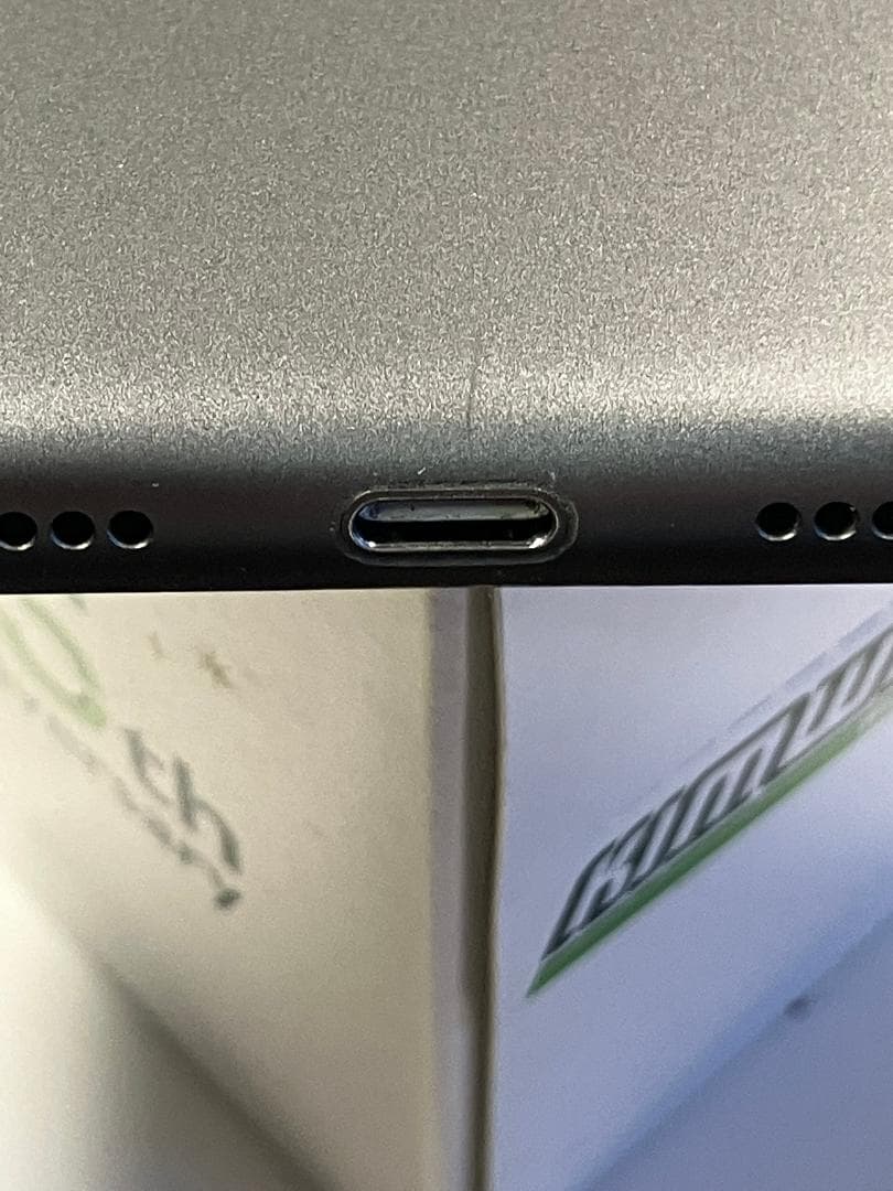 iPad 第9世代　256GB グレー　Wi-Fiモデル カバーガラスつき