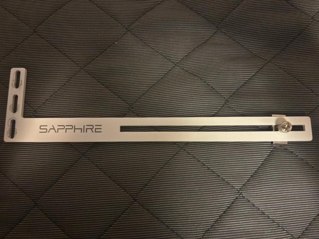 グラフィックボード・グラボ・ビデオカード SAPPHIRE PURE Radeon RX 7800 XT 16GB