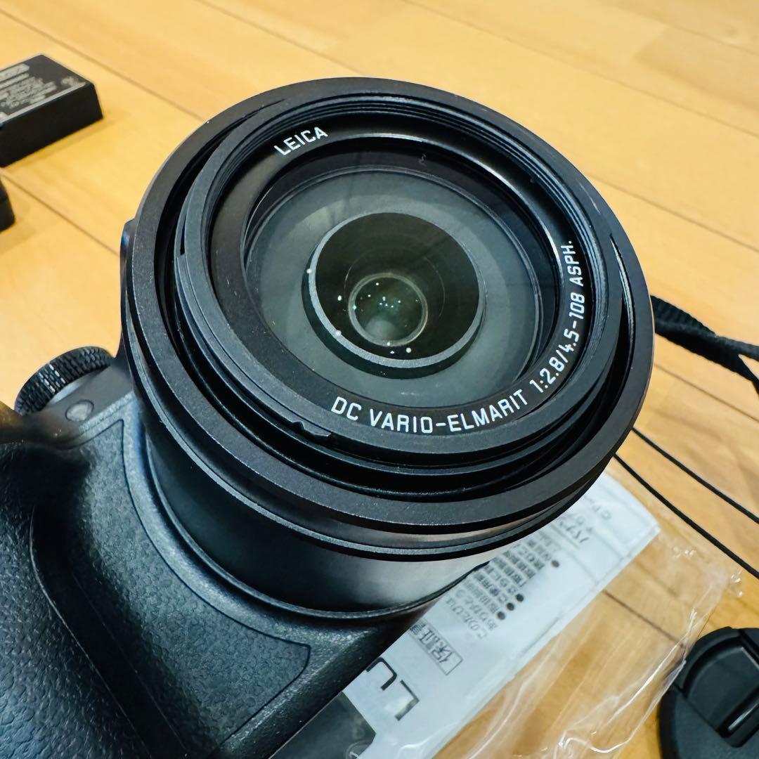 LUMIX DMC-FZ300 デジタルカメラ 本体