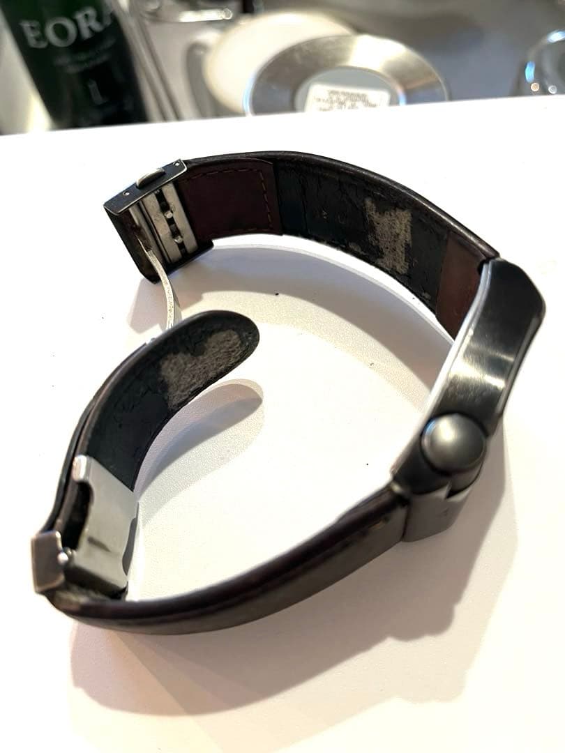 スイス製デジタル腕時計 Ventura V-Tec Delta