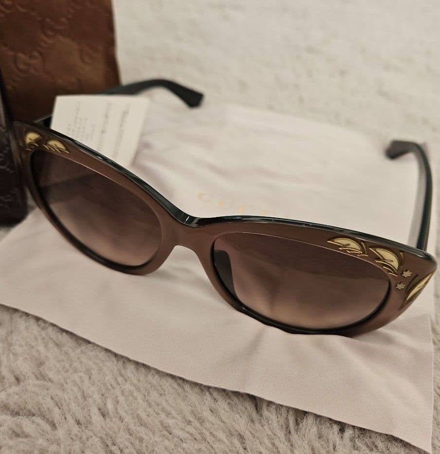 GUCCI キャットアイサングラス ピンク