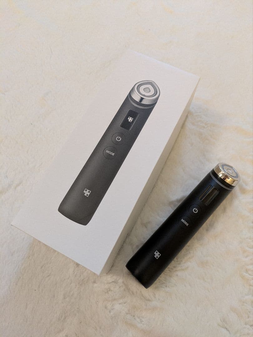 ★雪だるま★【新品同様】medicube AGE-Rブースタープロ