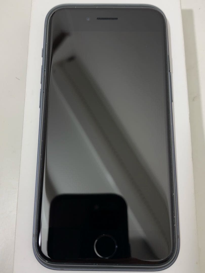 早い者勝ち　[SIMフリー]Apple iPhone 64GB