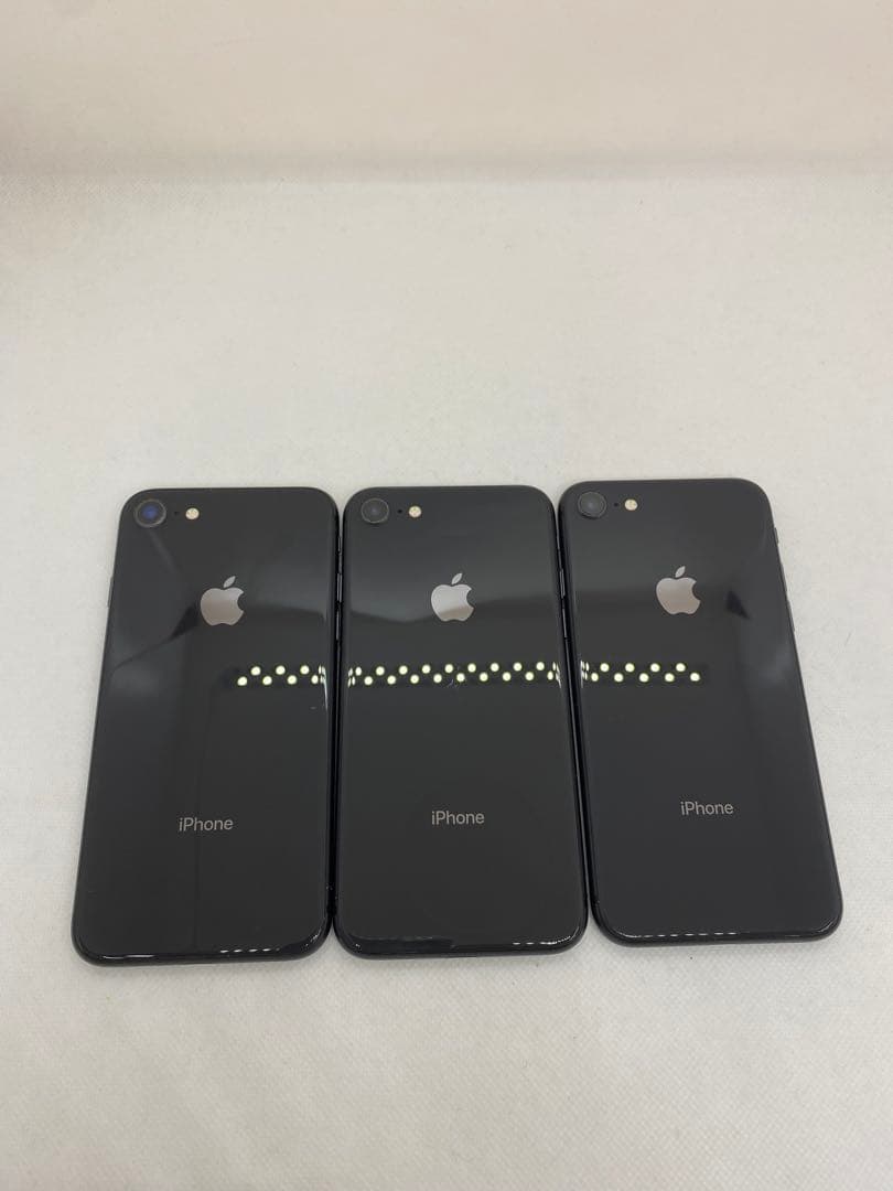 iPhone 8 セット 3台 64GB 256GB