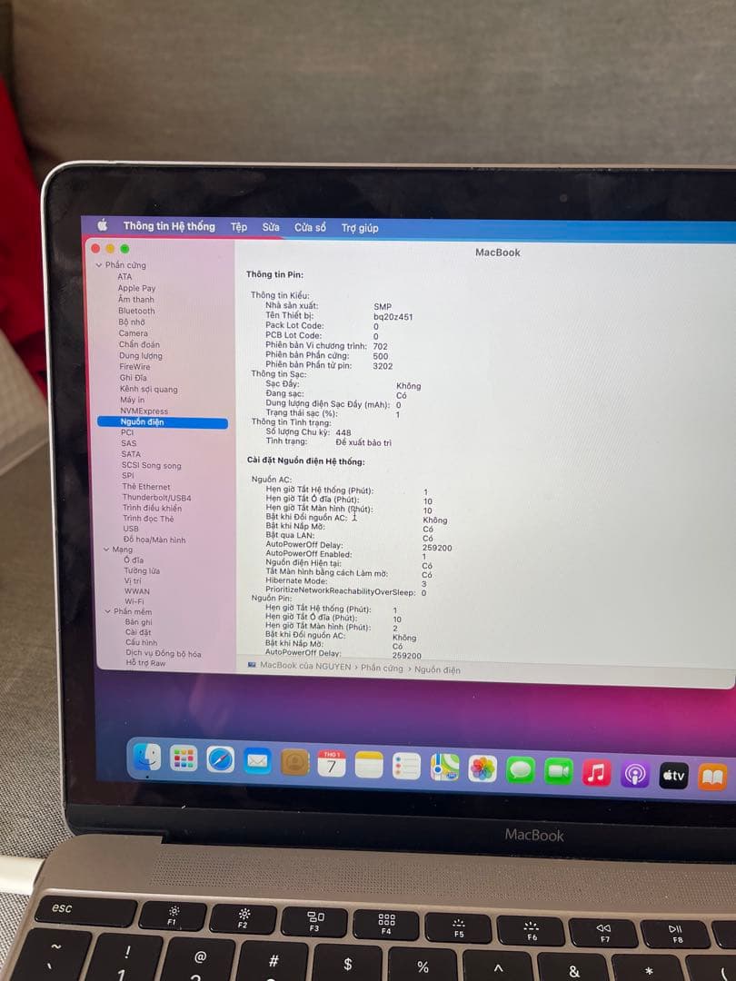 MacBook 256GB SSD 8GBメモリ