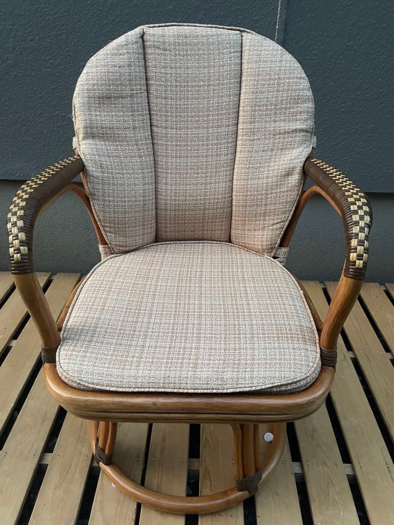 極美品　KAZAMA 籐椅子　360度回転椅子　ラタン　カザマ