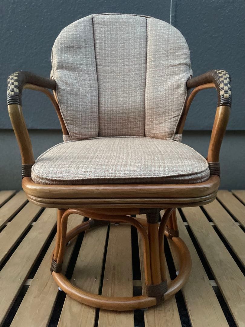 極美品　KAZAMA 籐椅子　360度回転椅子　ラタン　カザマ