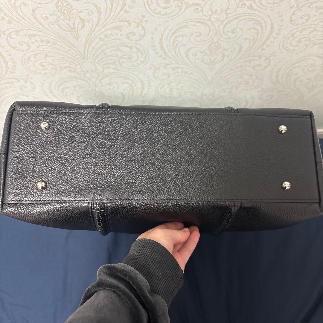 PELLE MORBIDA ブラックレザービジネスバッグ