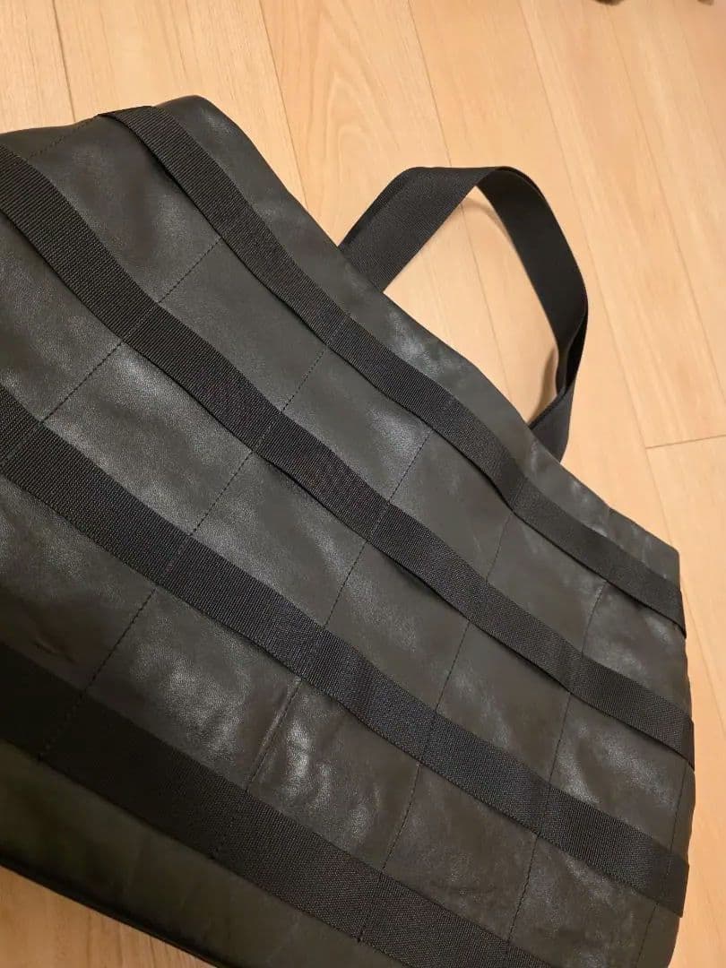 sacai マルチポケットトートバッグ