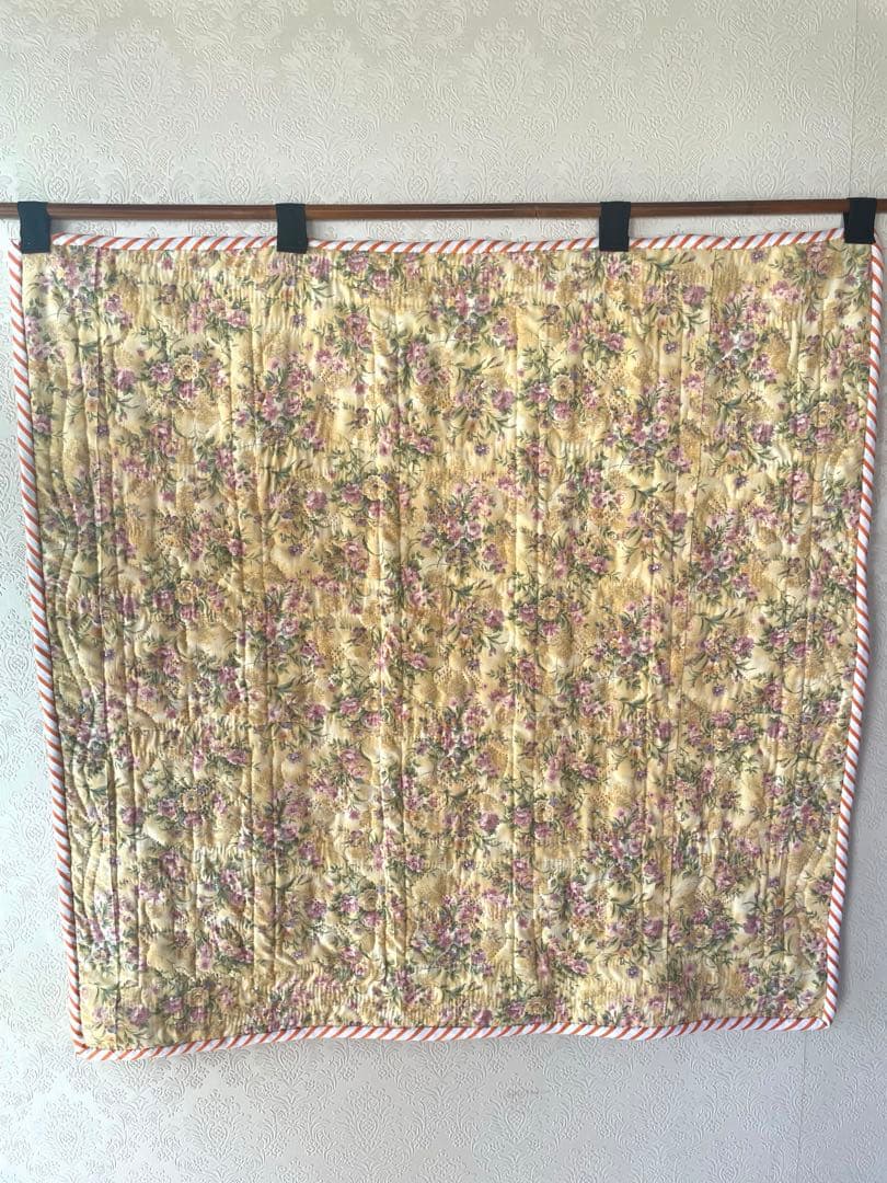 ハナミズキ　タペストリー　パッチワーク　ハンドメイド　大サイズ