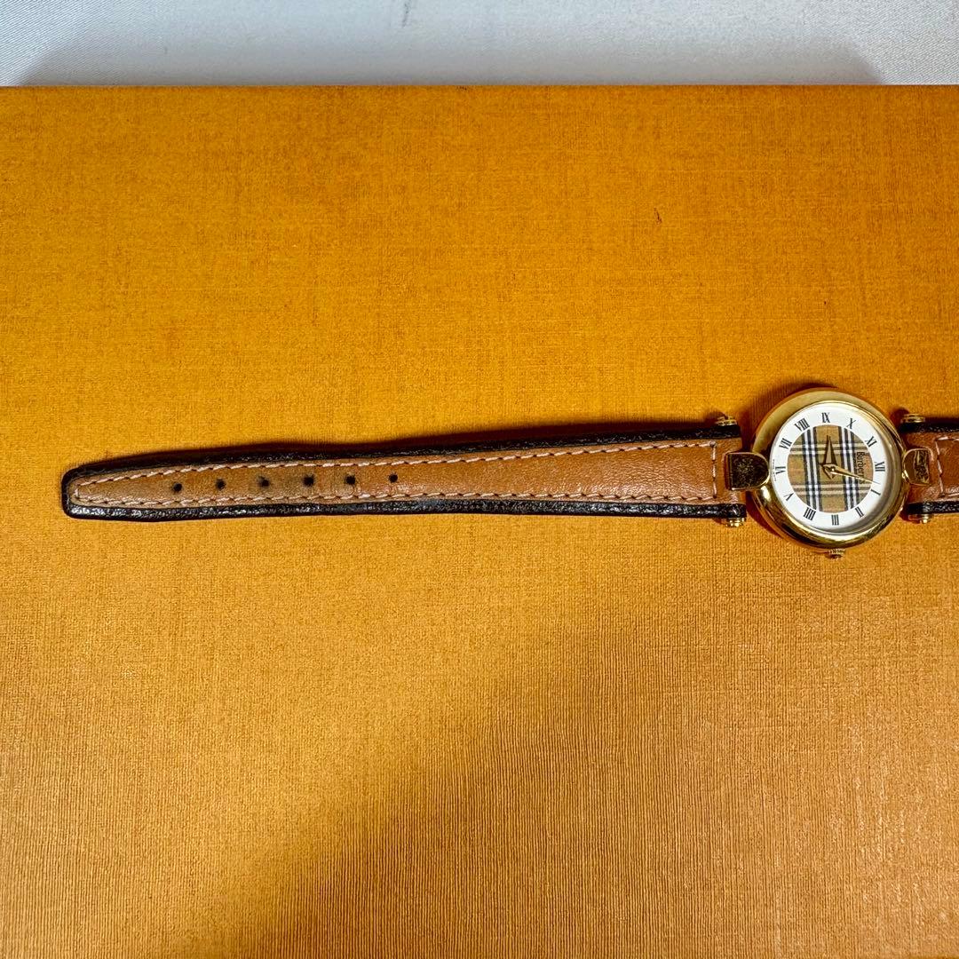 Burberry バーバリー ノバチェック　レディース腕時計 ホワイト文字盤