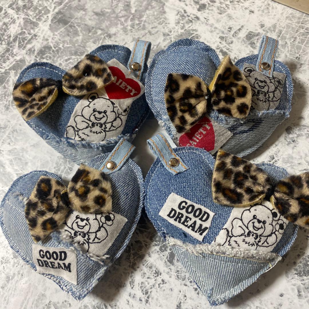 いちごパフェ☆デニムリメイクチャーム