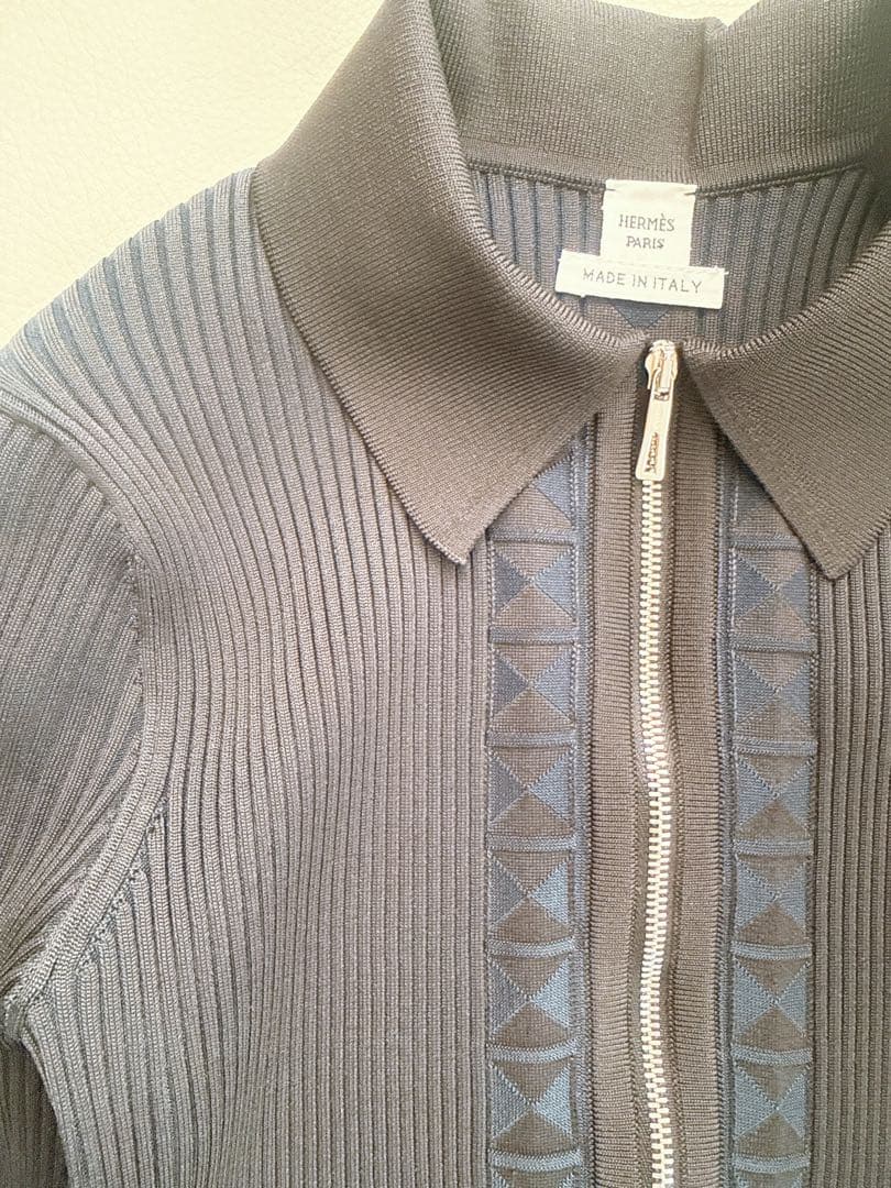 エルメス36ネイビー　ジップアップカーディガン
