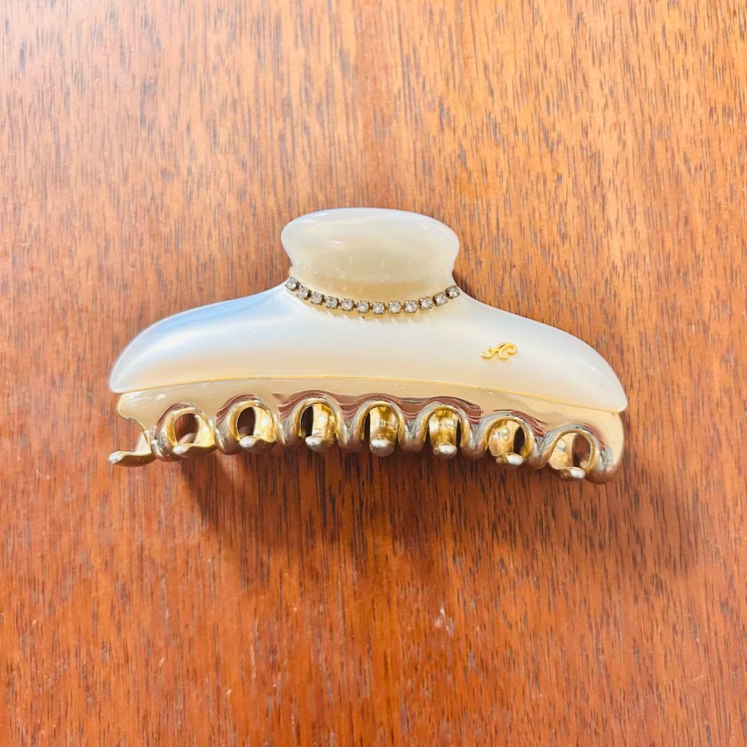 acca ヘアクリップ パールホワイト