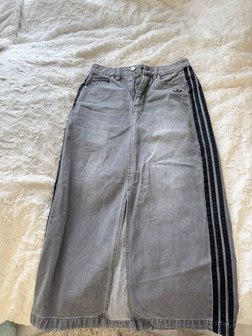アディカラー スリーストライプス デニム ペンシルスカート