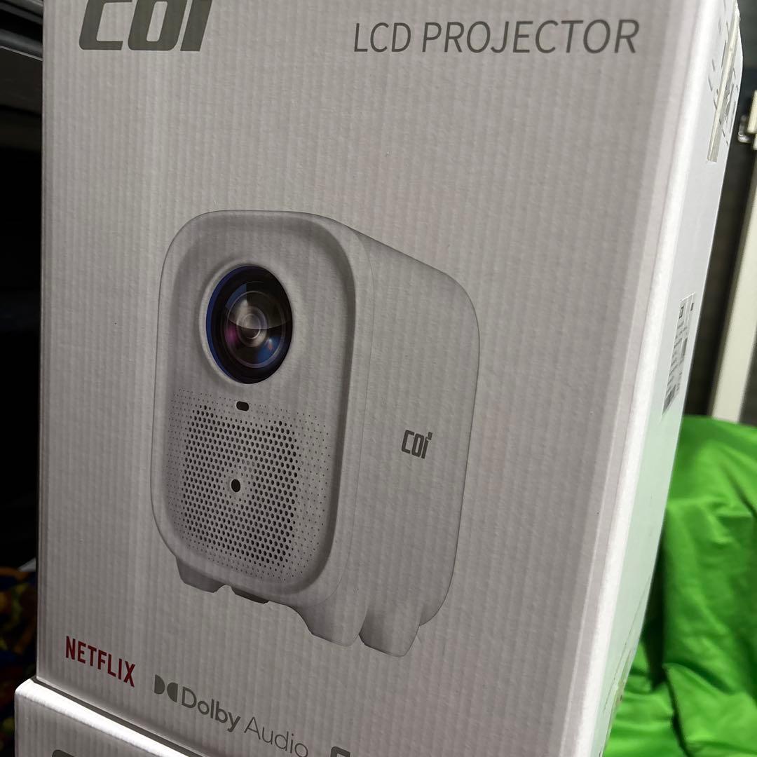 Netflix対応 超小型プロジェクター COI ホワイト 高画質 コンパクト
