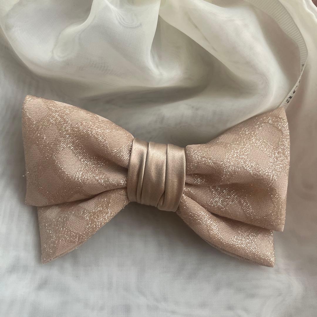 アッカ　バレッタ　新品未使用　ベージュ　ゴールド