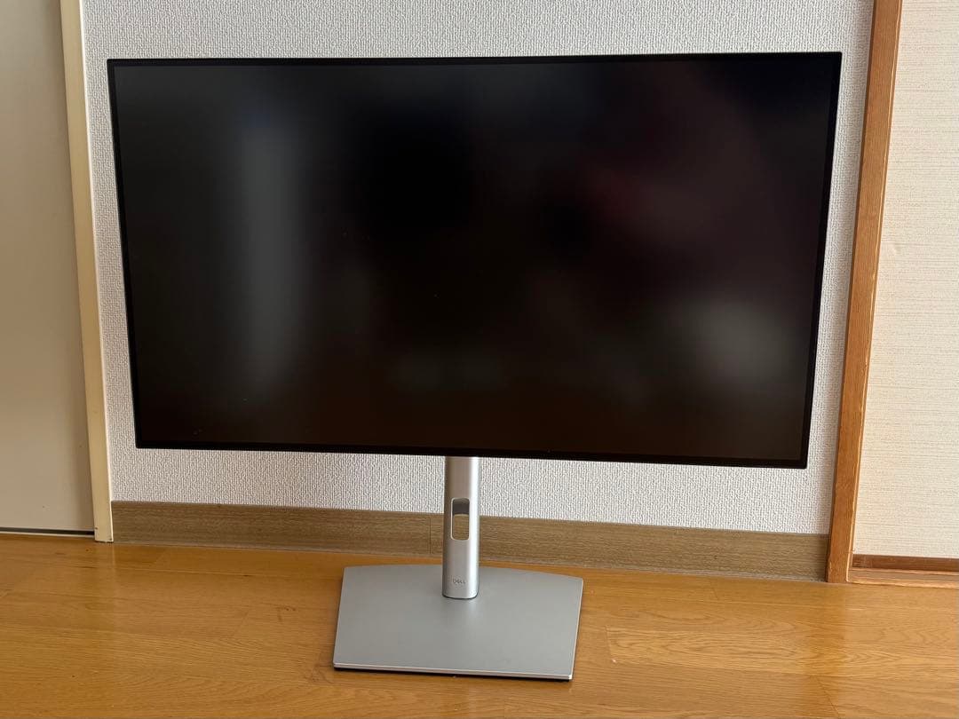 Dell U3223QE 32インチ 4k モニター