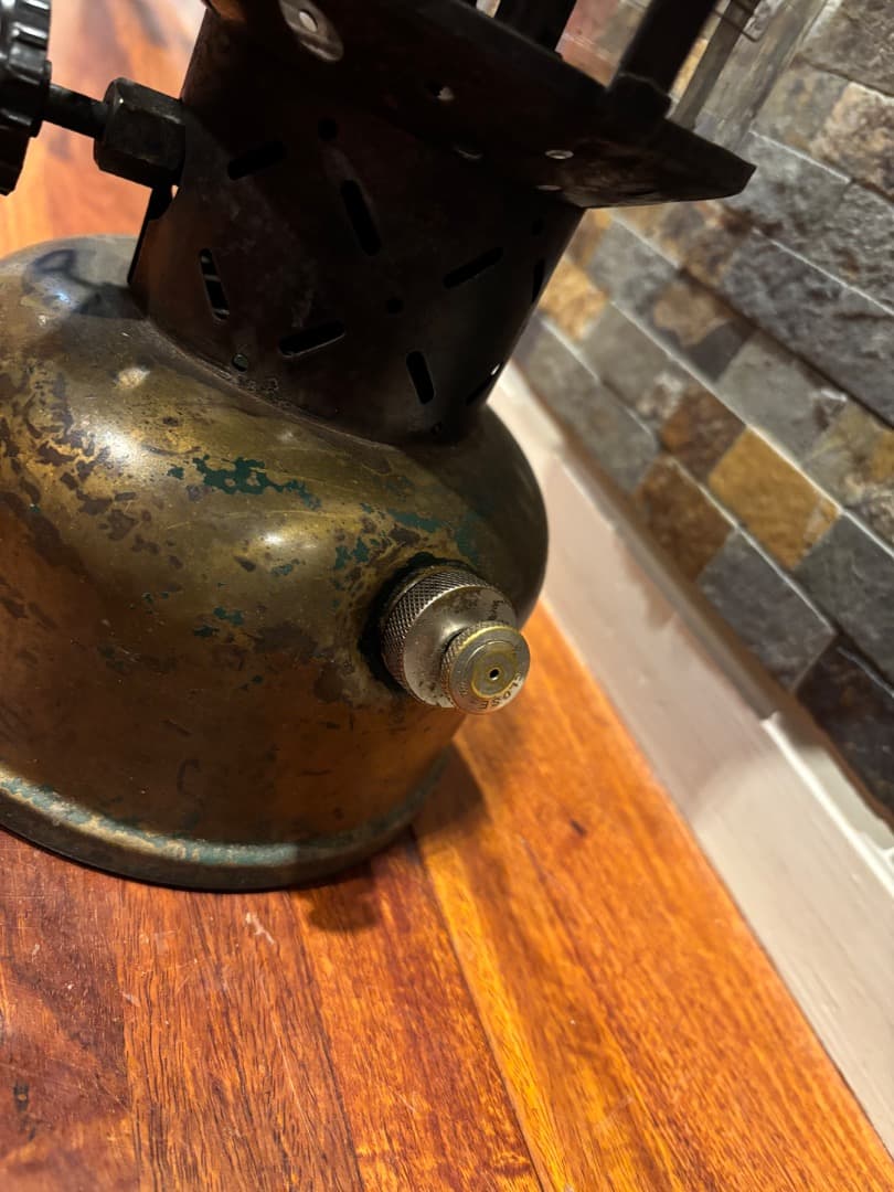 【戦時中軍用 】1946年 B 220D コールマン ランタン ケース付き