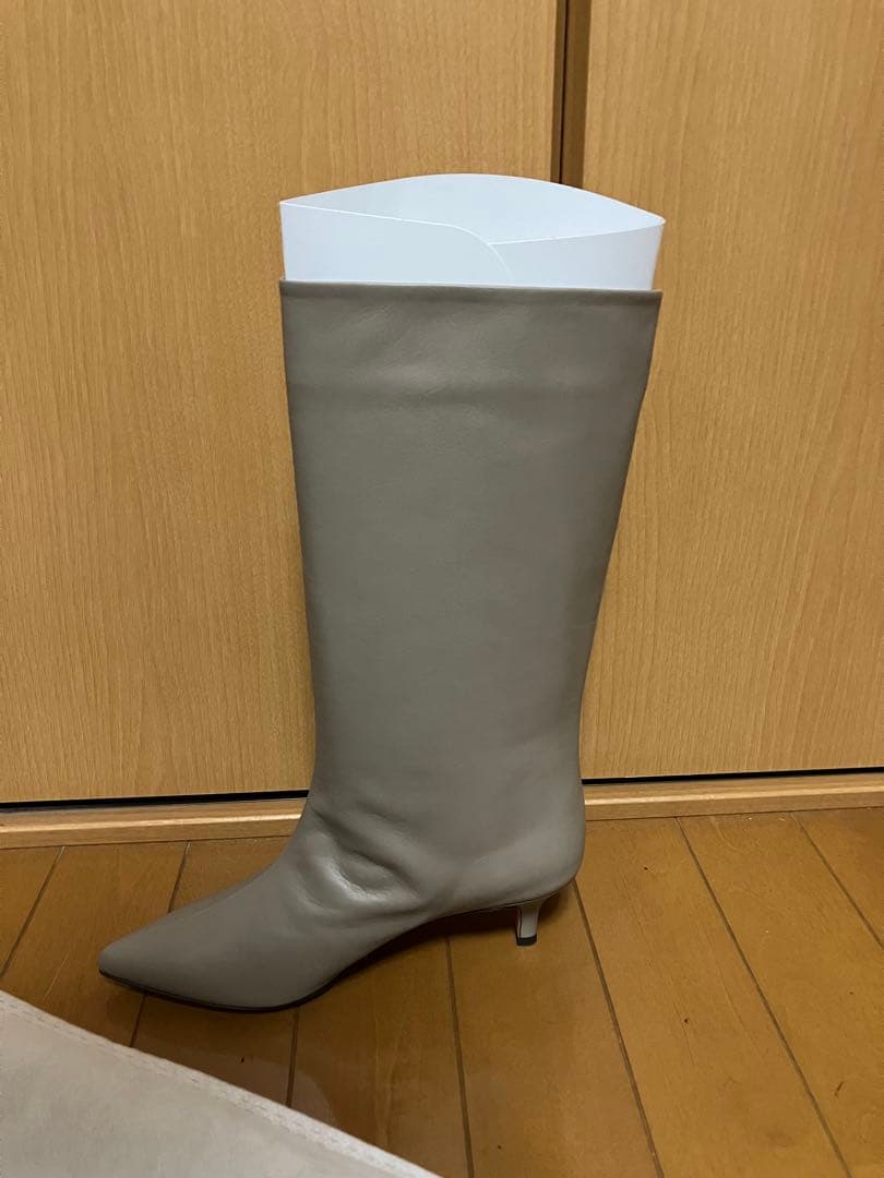 未使用品　定価44000 TOMORROWLAND ミドルブーツ23〜23.5