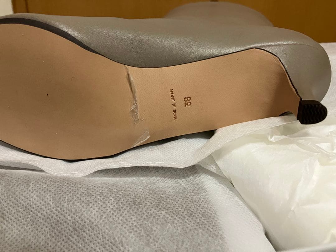 未使用品　定価44000 TOMORROWLAND ミドルブーツ23〜23.5