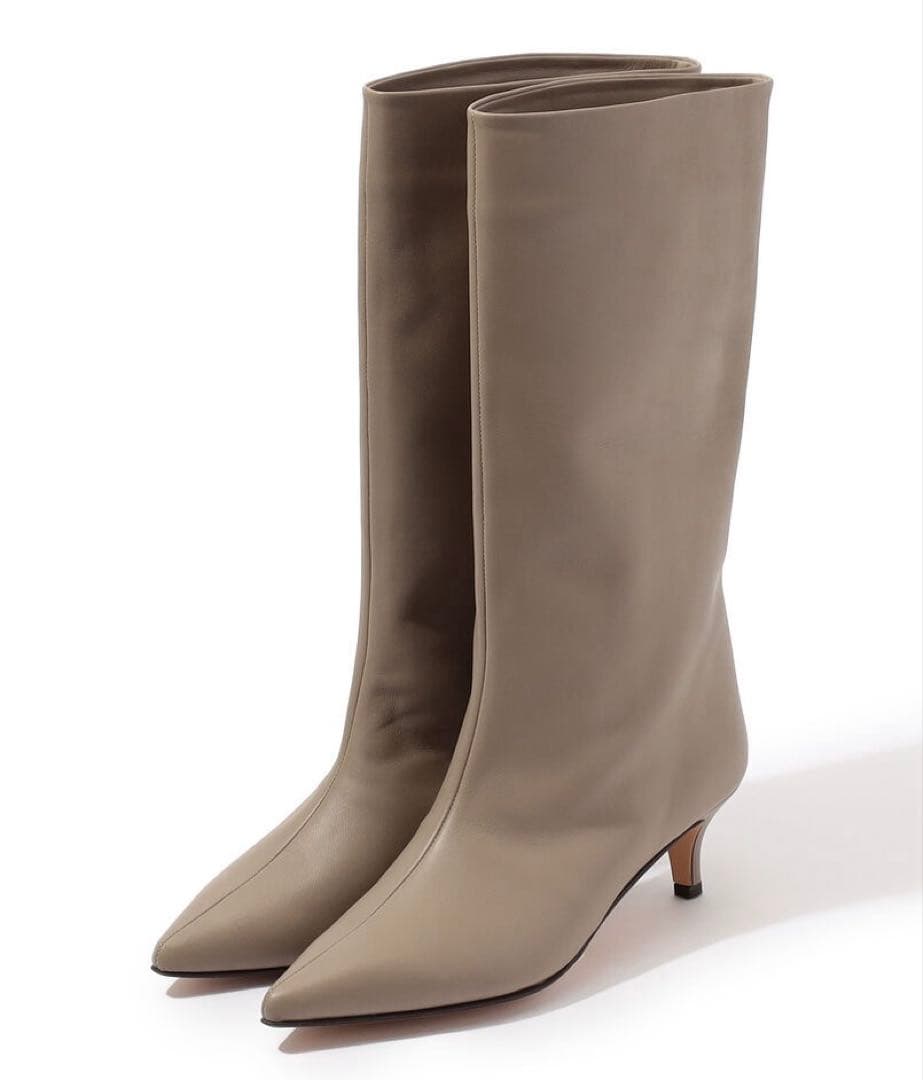 未使用品　定価44000 TOMORROWLAND ミドルブーツ23〜23.5