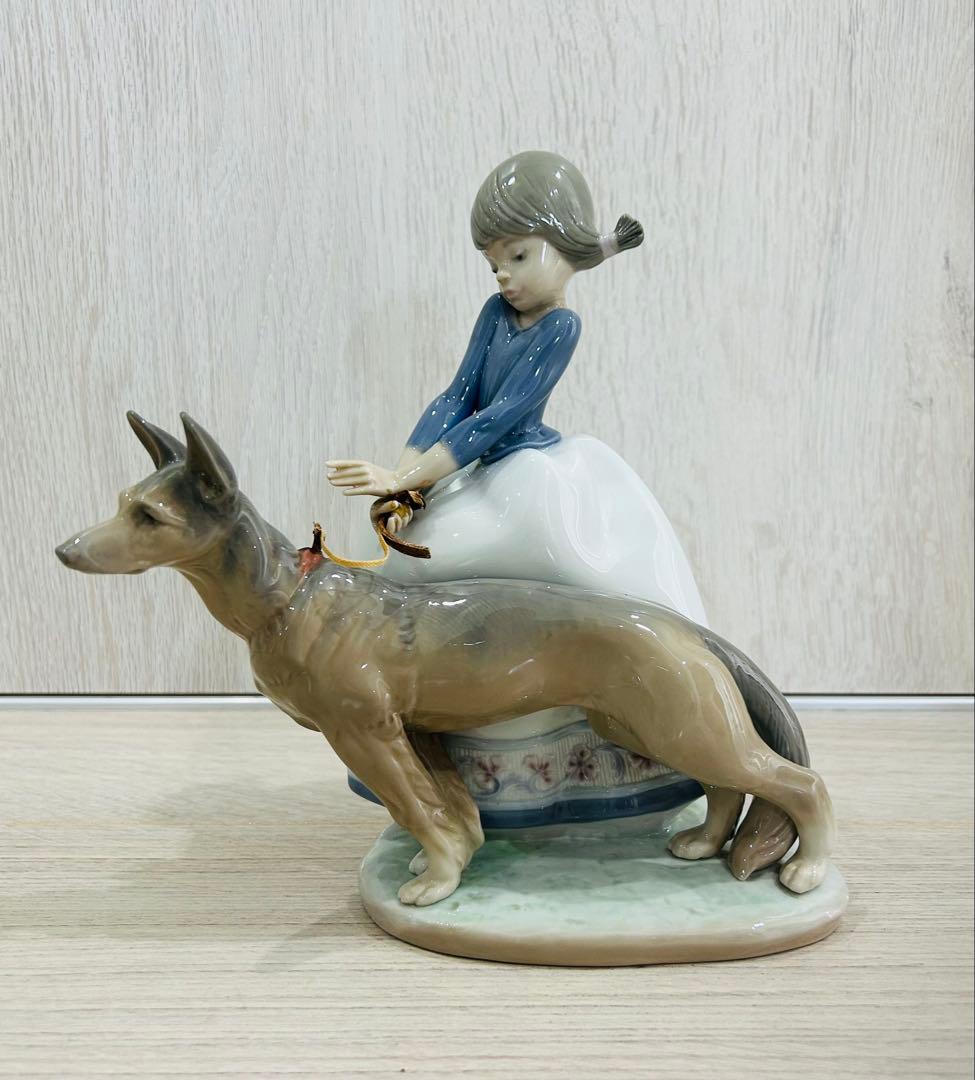 ✨リヤドロ LLADRO✨陶器人形 フィギュリン そんなに急がないで 犬と少女