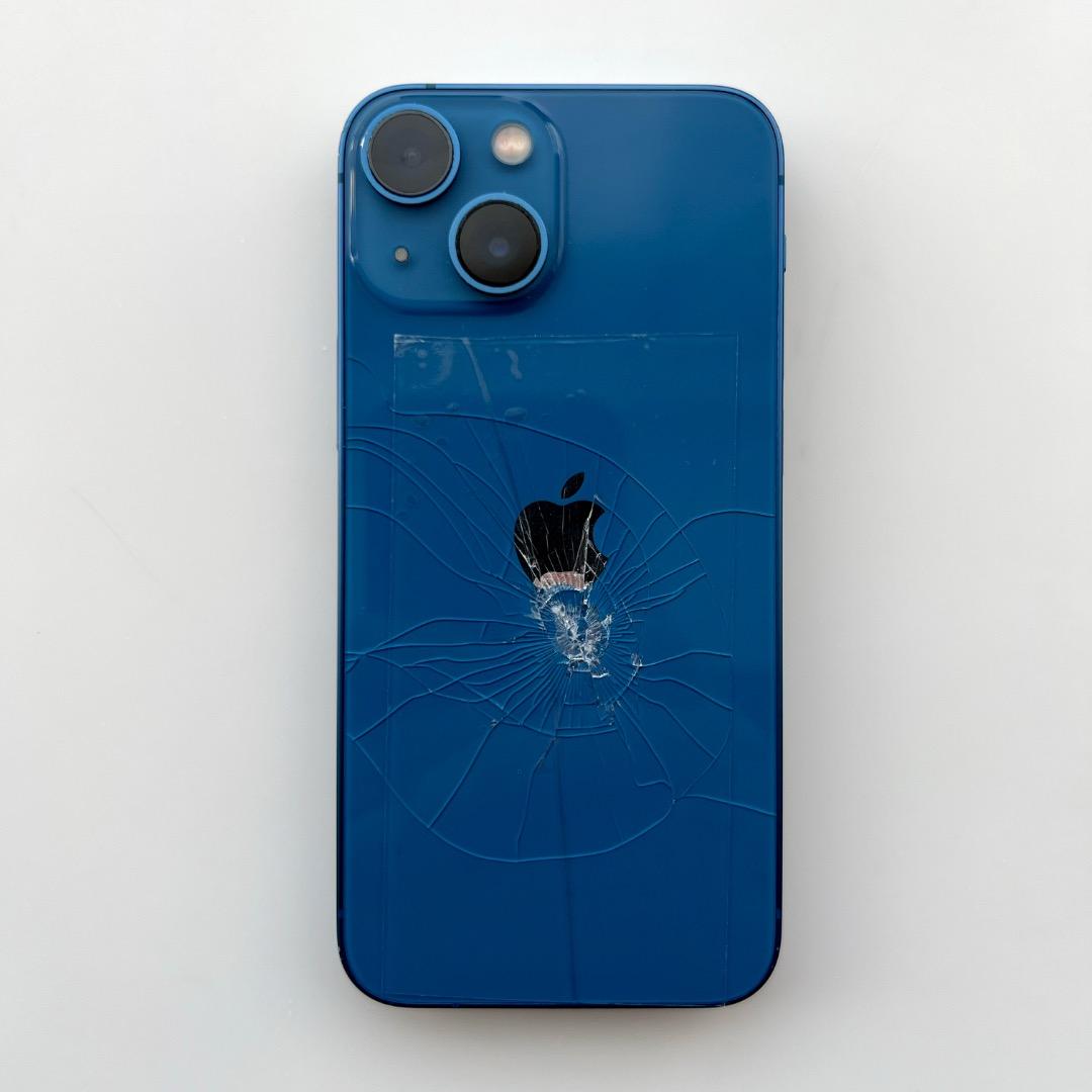 iPhone 13 mini 本体 （背面割れ）