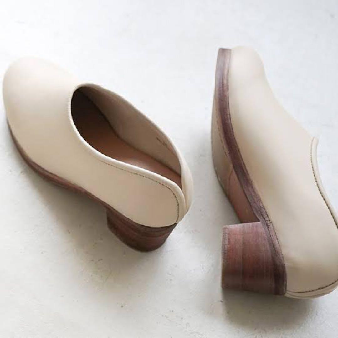 ★ hcubuch / cow leather sabot kinari