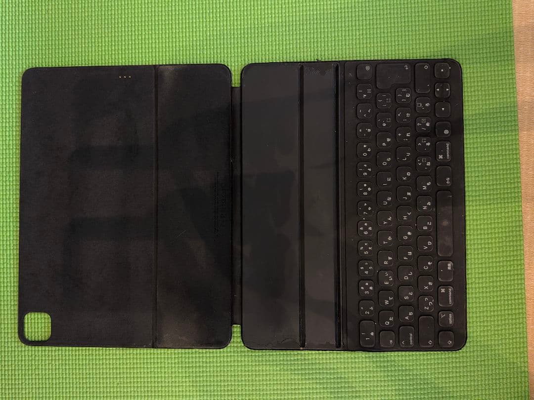 ipad pro 12.9 第4世代 256GB とSmart Keyboard