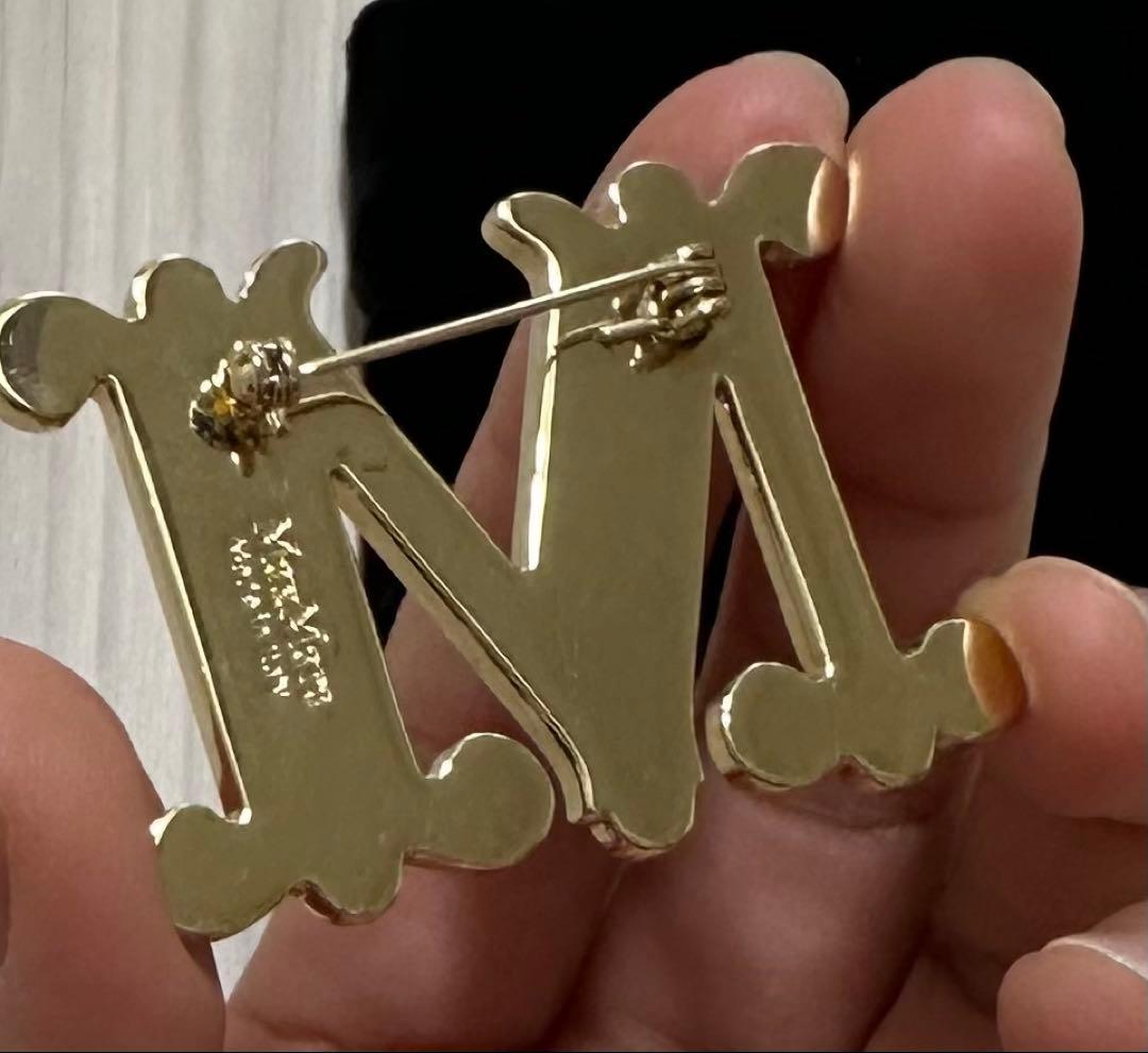 マックスマーラ　ブローチ　期間限定の値下げします