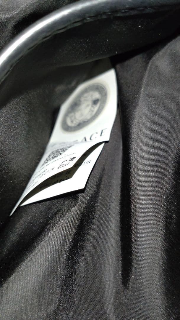 Hide 即決交渉可 24h以内発送様 VERSACE ボディバッグ