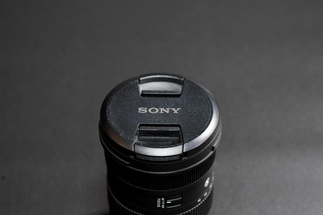 美品　SIGMA 16-28mm F2.8 DG DN（SONY E-mout）