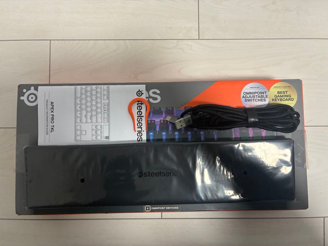 SteelSeries Apex Pro TKL 2023 中古