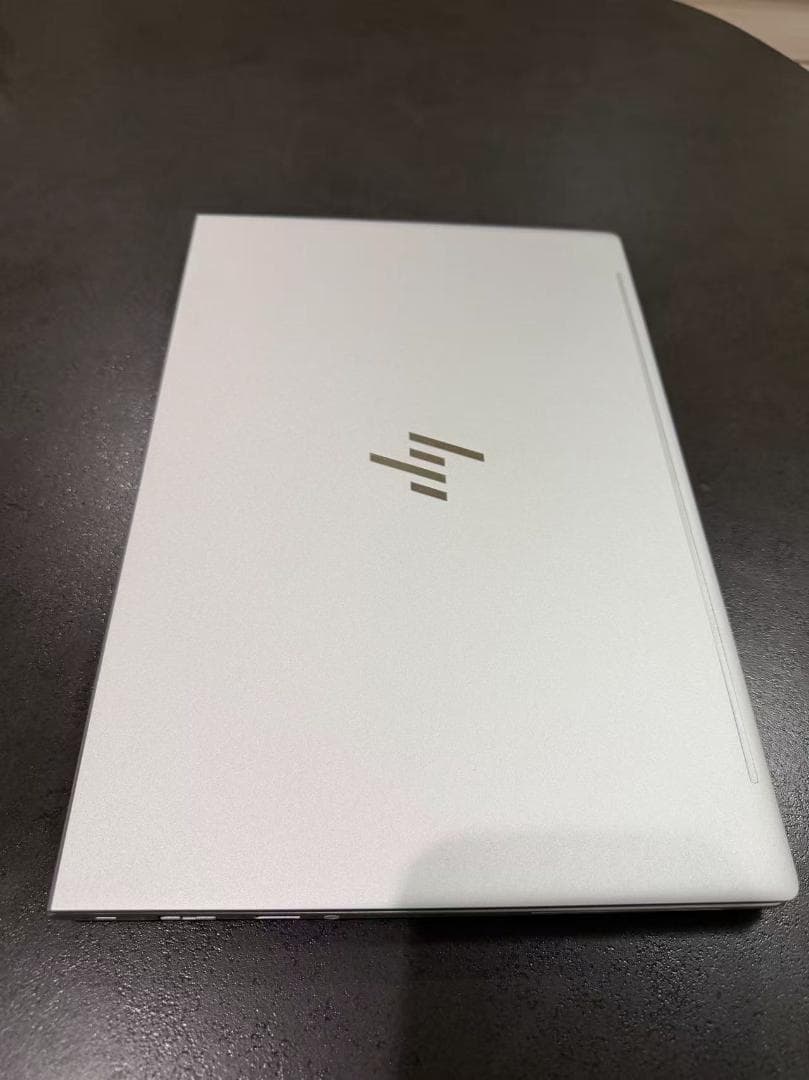 日本製 HP 爆速 13世代 i7 32GB 新品2TB　2023年9月 美品