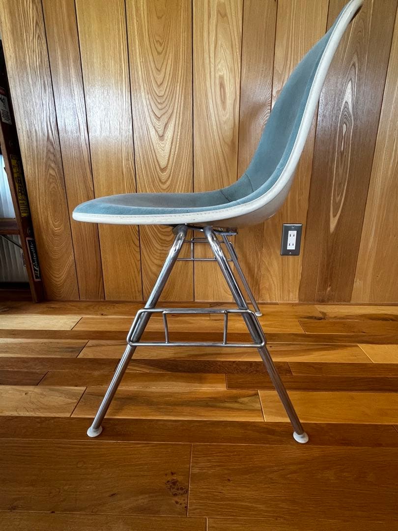 ハーマンミラー　イームズ シェルチェア 3rd①