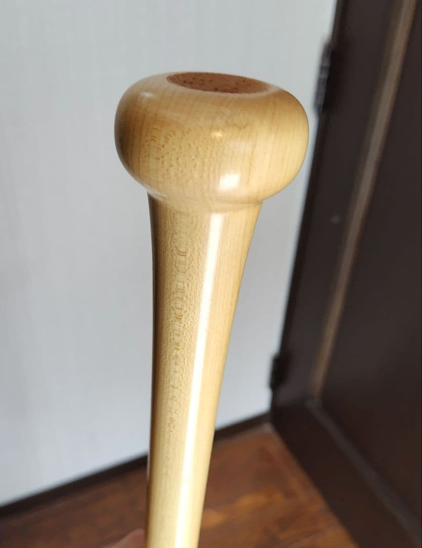 UAアンダーアーマー　ベースボールバット（硬式ゲーム）84ｃｍ　木製バット